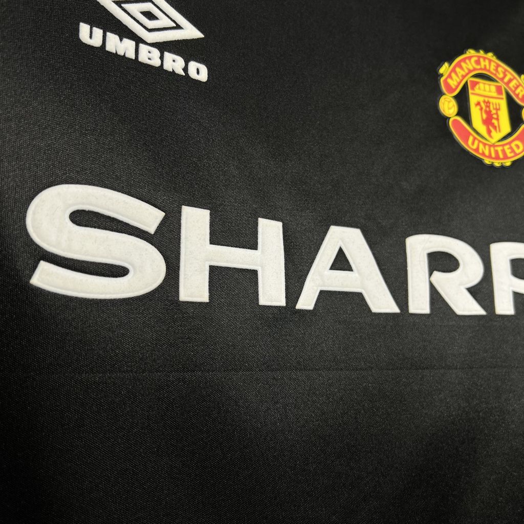 Manchester United 1998/1999 Third Shirt