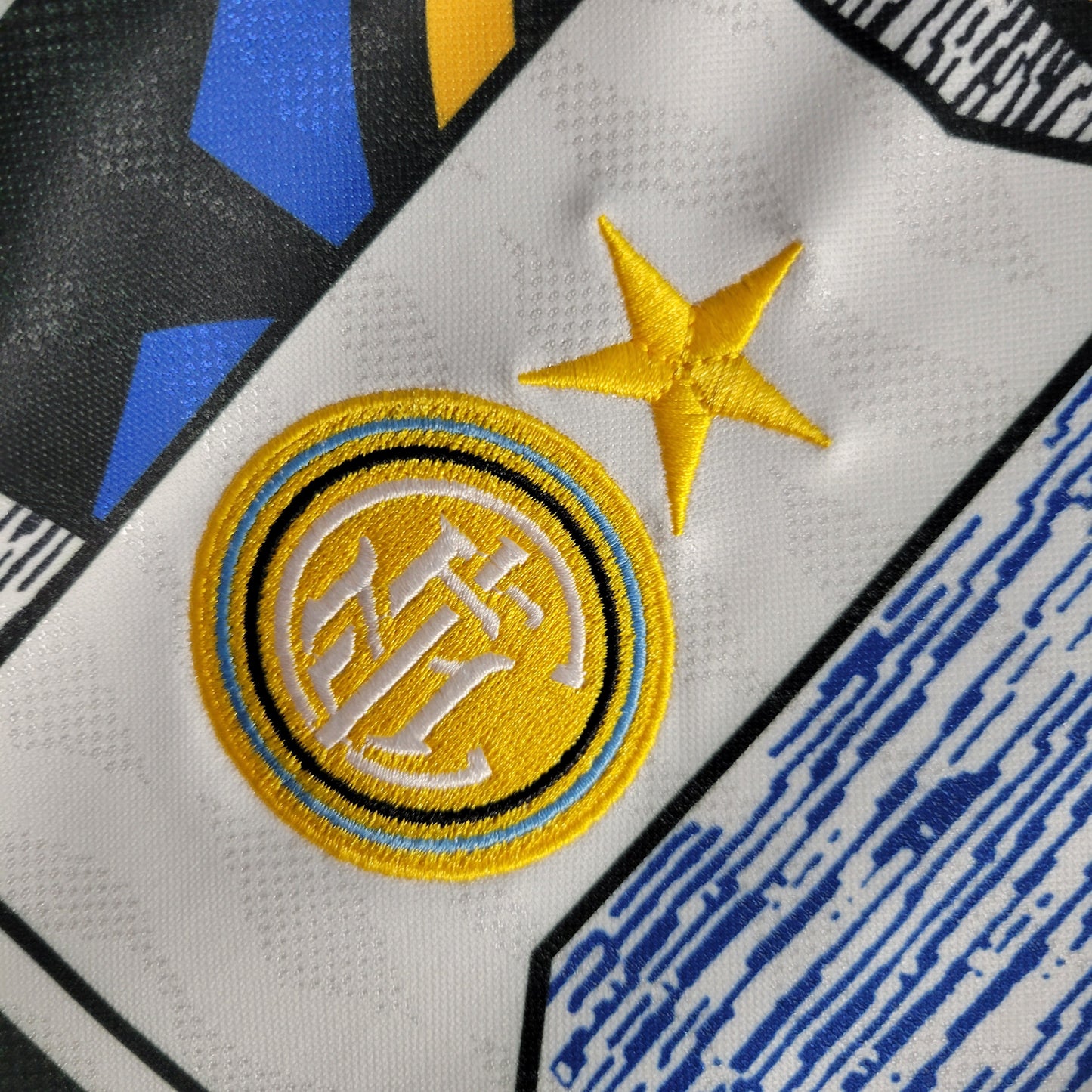 Inter Milan 1995/96 Away Shirt