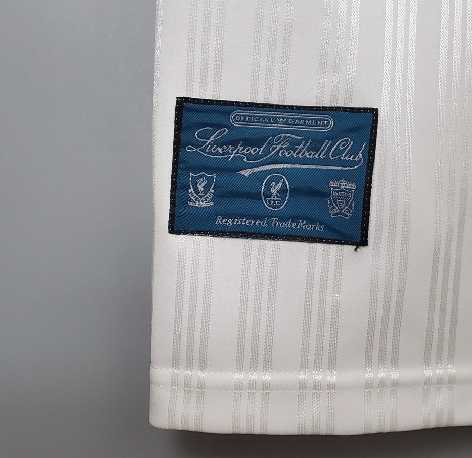 Liverpool 1995/96 Away Shirt