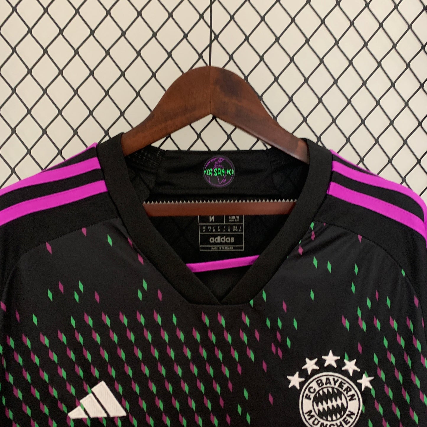Bayern Munich 2023/24 Away Long Sleeve