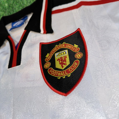 Manchester United 1998/99 Away Jersey