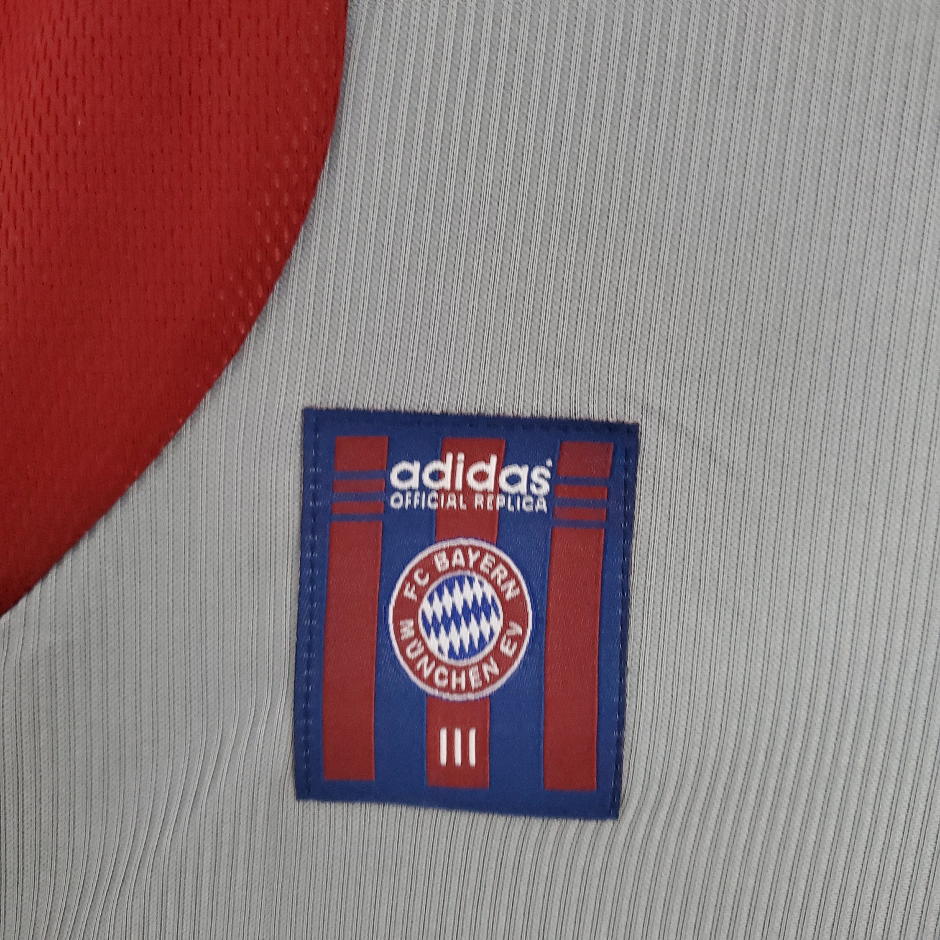 Bayern Munich 1998/99 Away Shirt