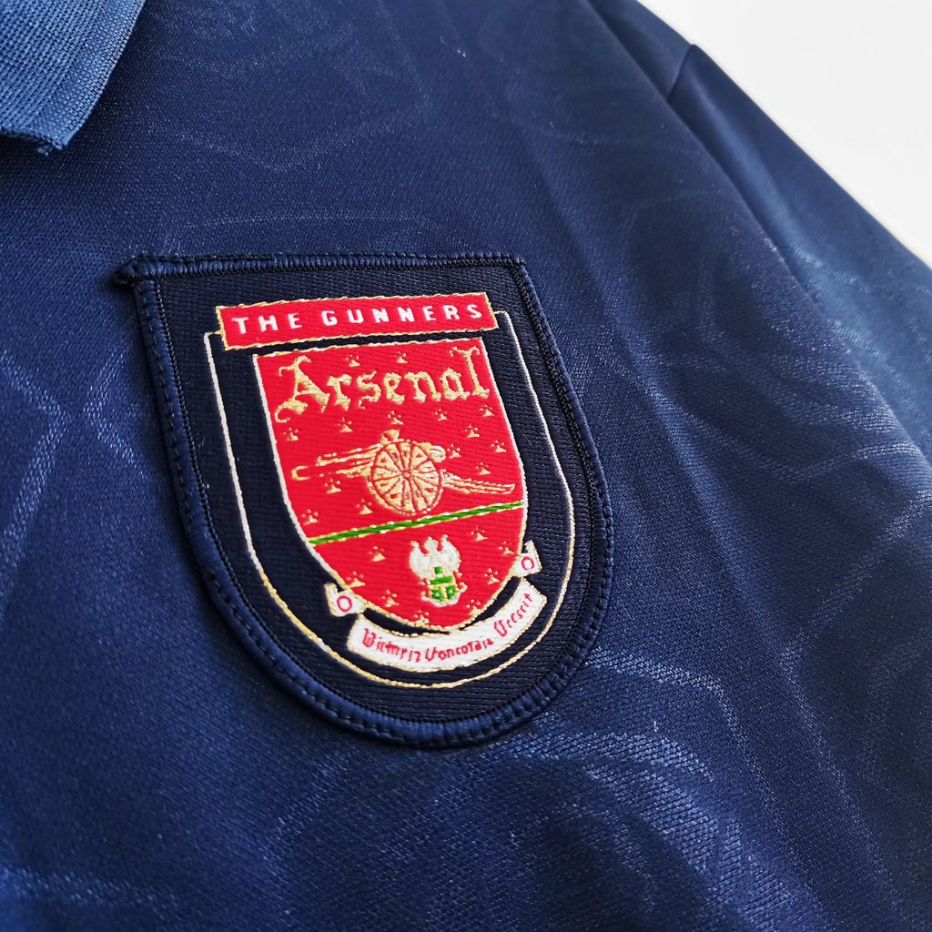 Arsenal-1995-96-retro-jersey