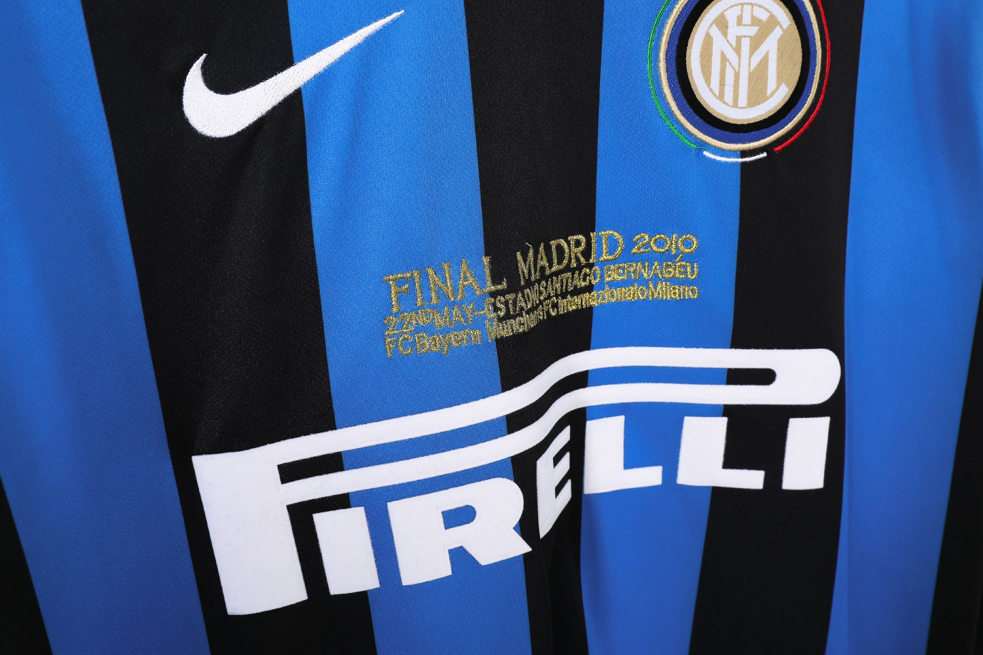 Inter Milan Home Shirt 2009/10 (Champions League)