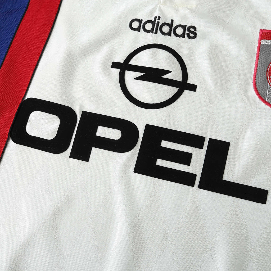 Bayern Munich 1997/98 Away Shirt
