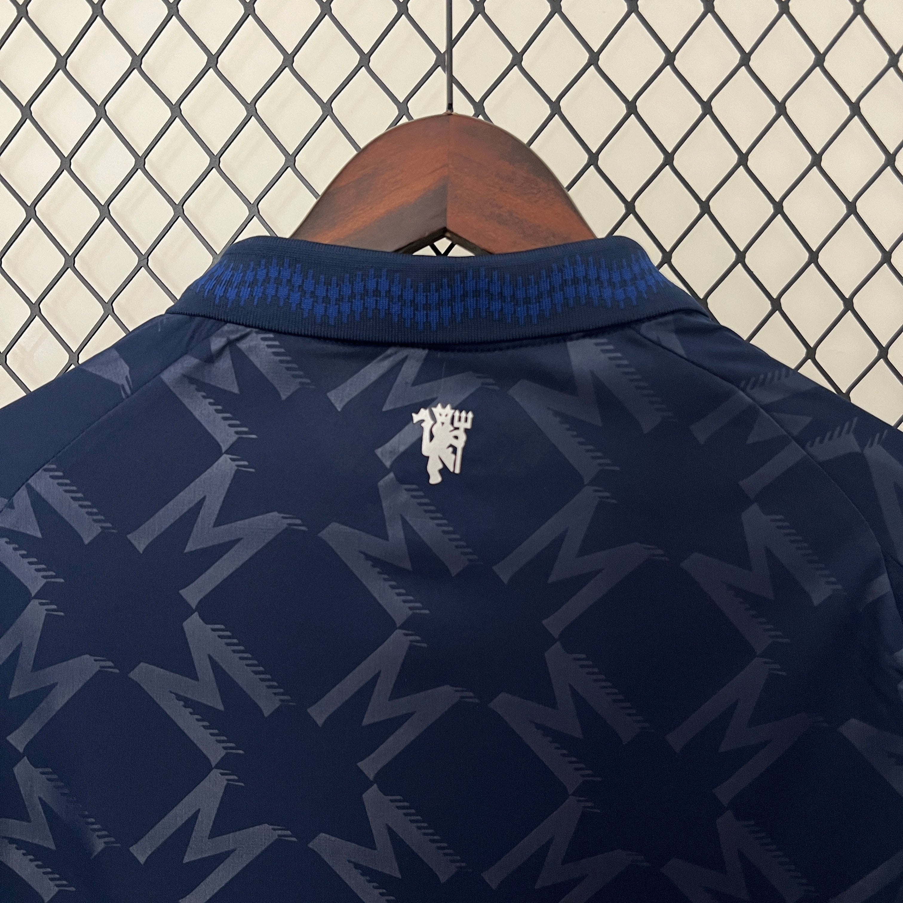 Manchester United 2024/25 Away Shirt