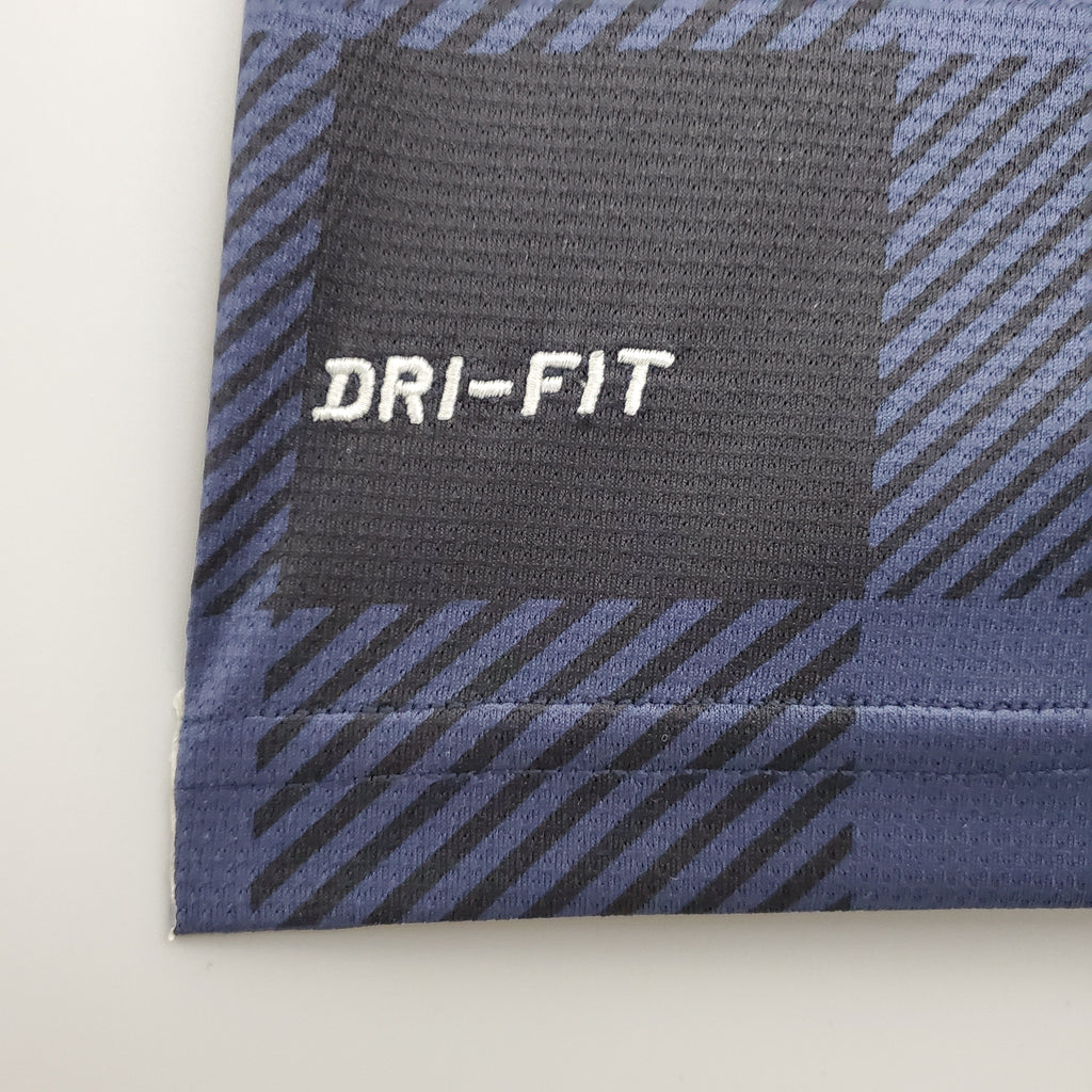 Manchester United 2013/2014 Away Shirt