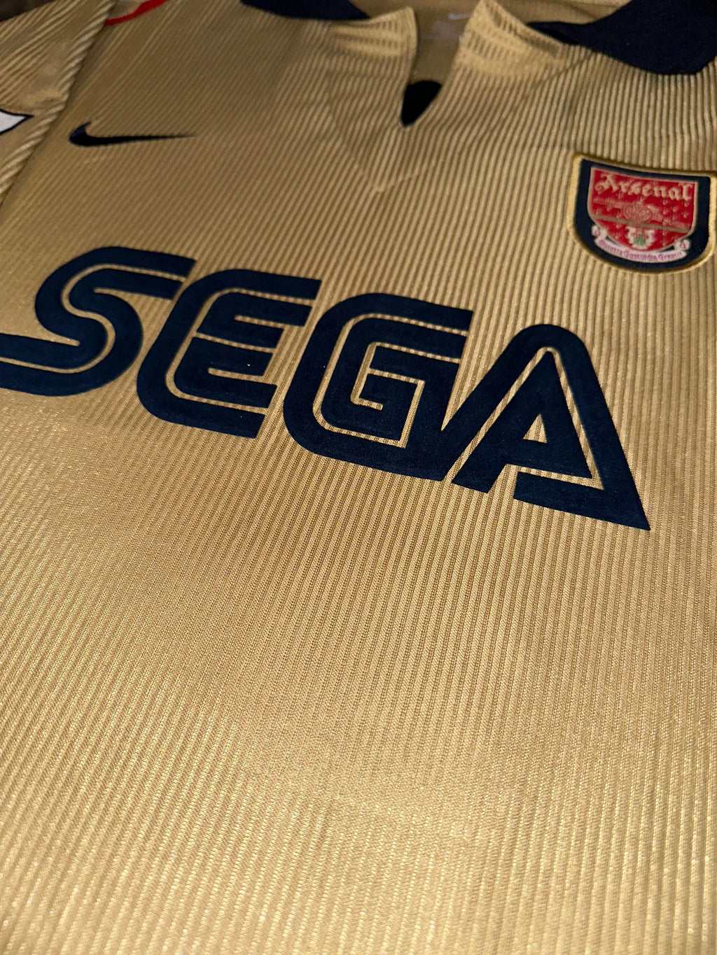 Arsenal 2001/02 Gold Away Shirt