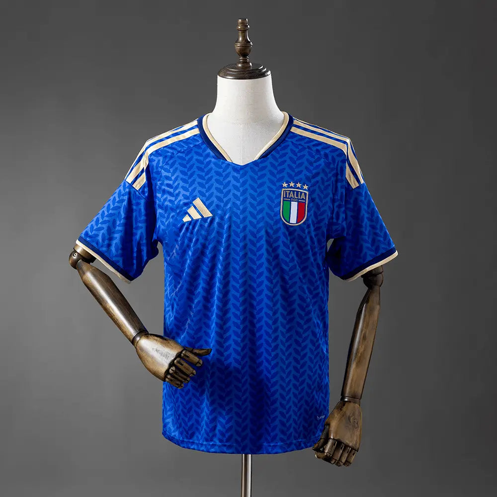 Italy Home shirt for the 2026 World Cup, on a mannequin.