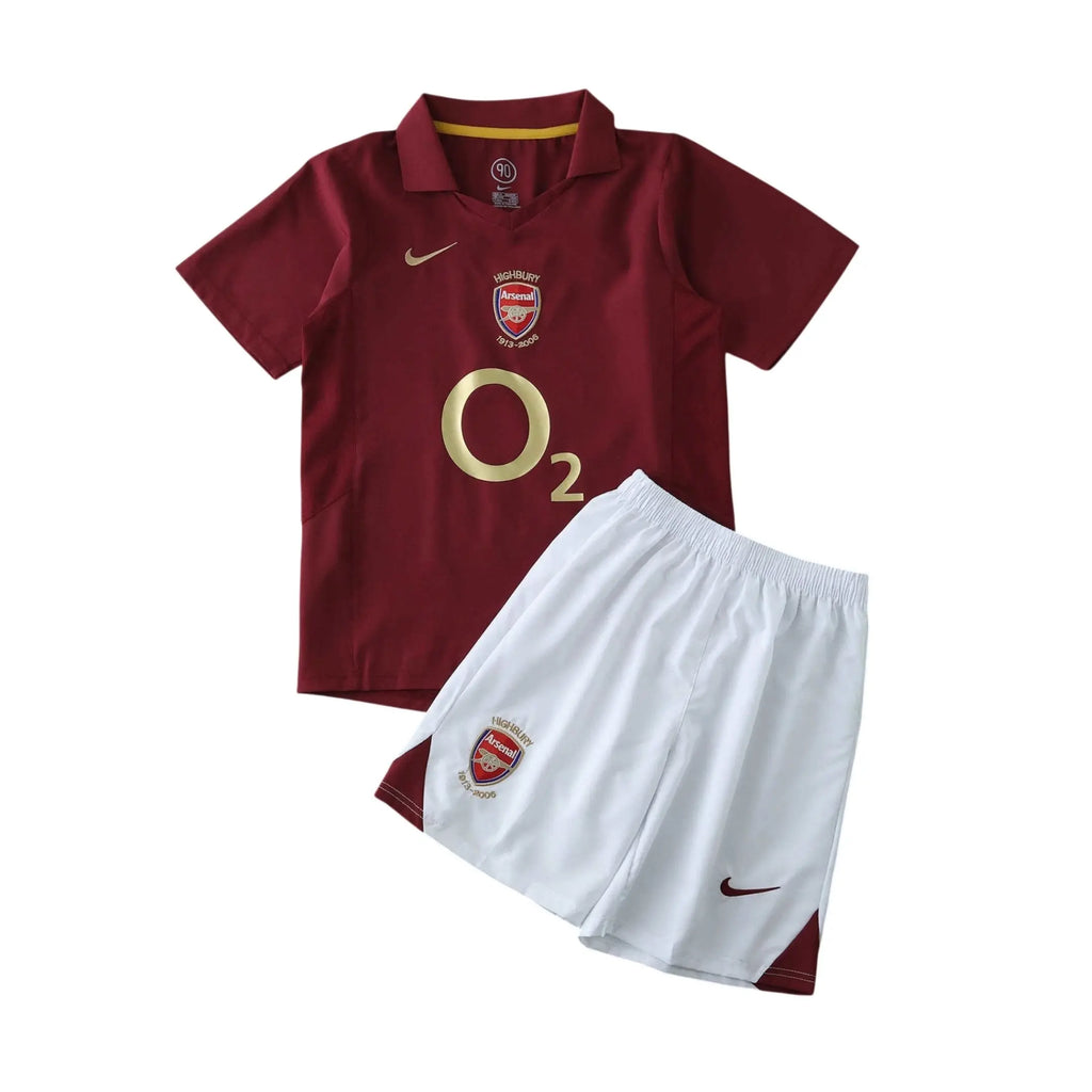 Arsenal 2005/06 Home Kids Kit Highbury