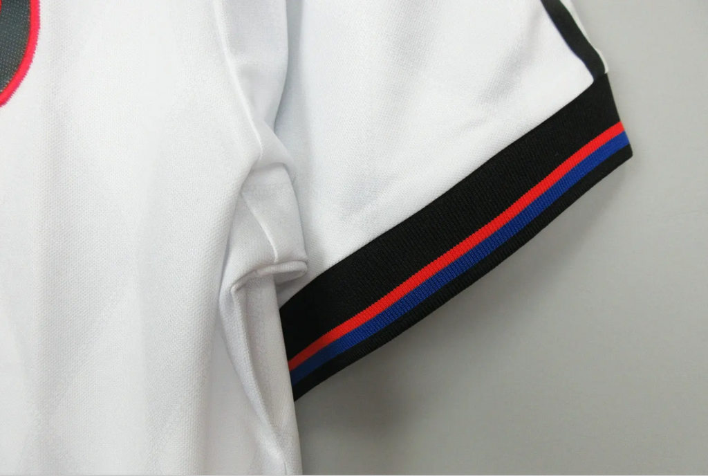 Bayern Munich 1995/96 Away Shirt