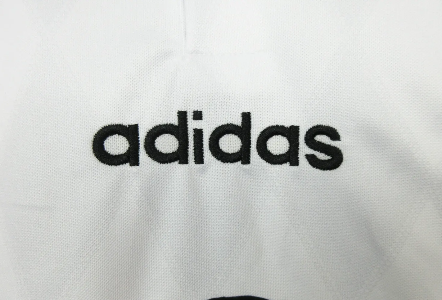 Bayern Munich 1995/96 Away Shirt