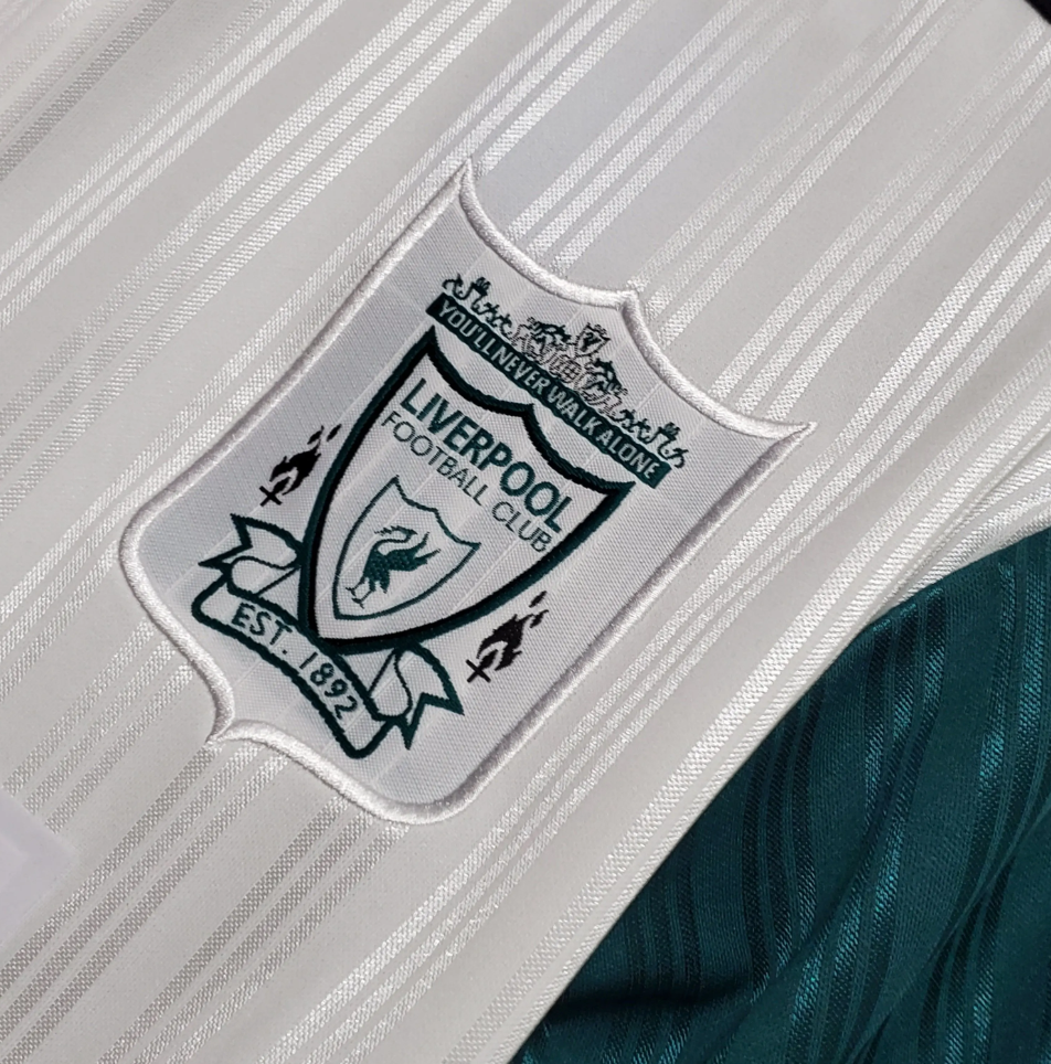 Liverpool 1995/96 Away Shirt