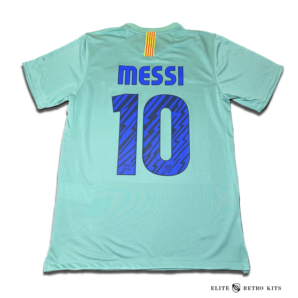 Barcelona 2010/11 Away shirt