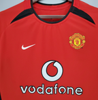 Vodafone sponsor on 2002 Manchester United shirt.