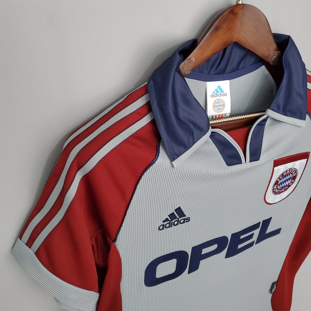 Bayern Munich 1998/99 Away Shirt
