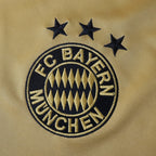 Bayern Munich 2004/05 Away Shirt