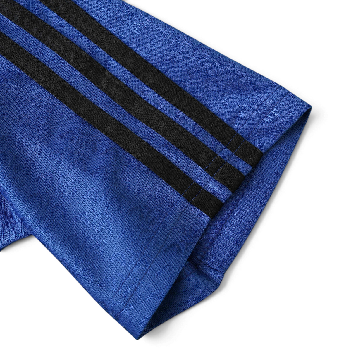 Elite Retro Kits Argentina 1994 away shirt sleeve in deep blue with black stripes and subtle diamond pattern