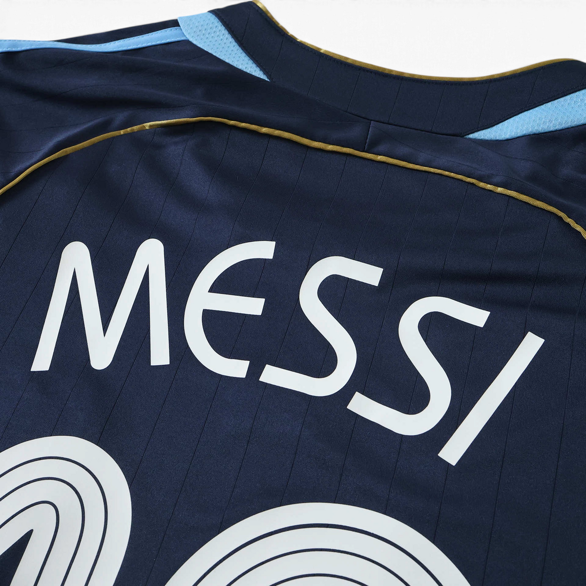 Elite Retro Kits Argentina 2006 away football shirt in dark blue with Messi name and number on the back