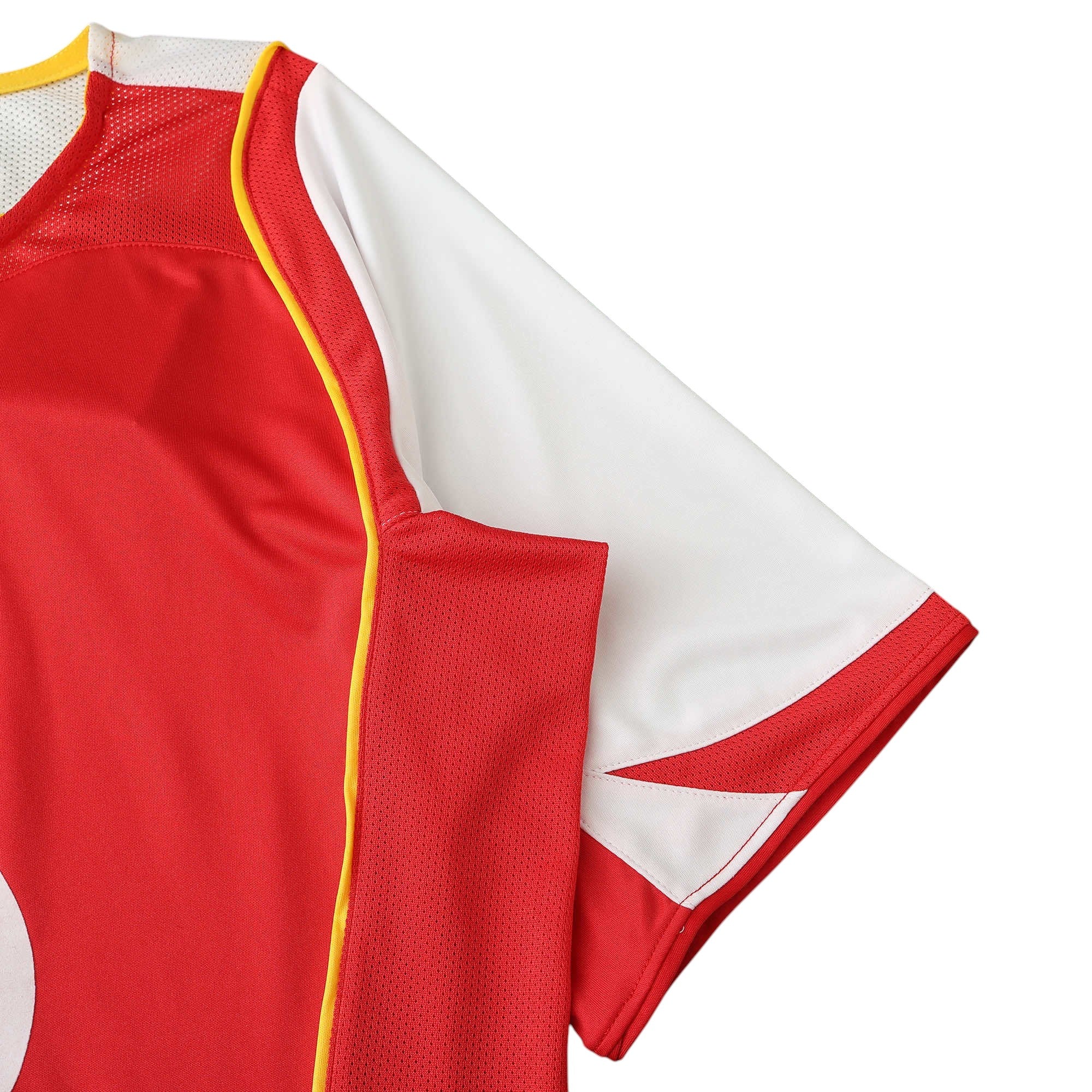Elite Retro Kits Arsenal 2004/05 home football shirt in red and white with yellow trim and mesh texture detail