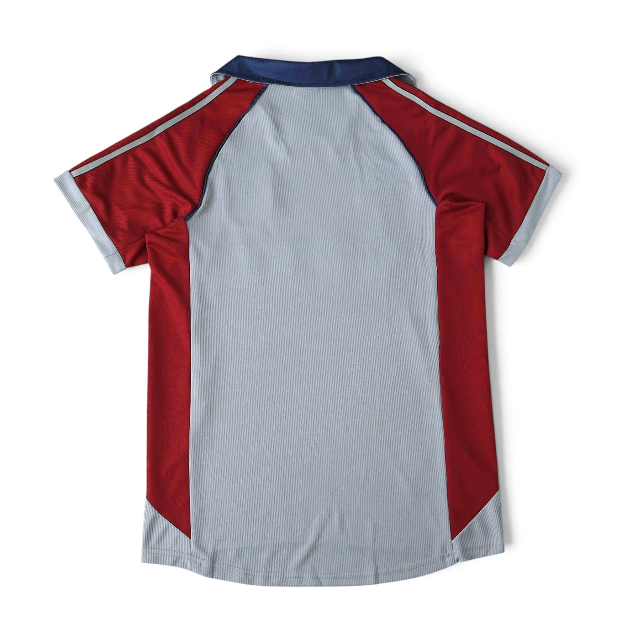 Elite Retro Kits Bayern Munich 1998/99 away football shirt in grey, red, and blue with a classic polo collar.