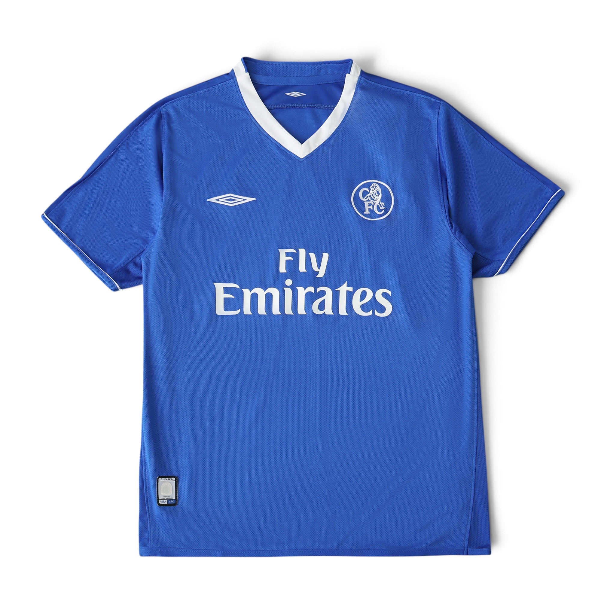 Elite Retro Kits Chelsea 2003-05 home football shirt in classic blue with white V-neck and Fly Emirates sponsor logo