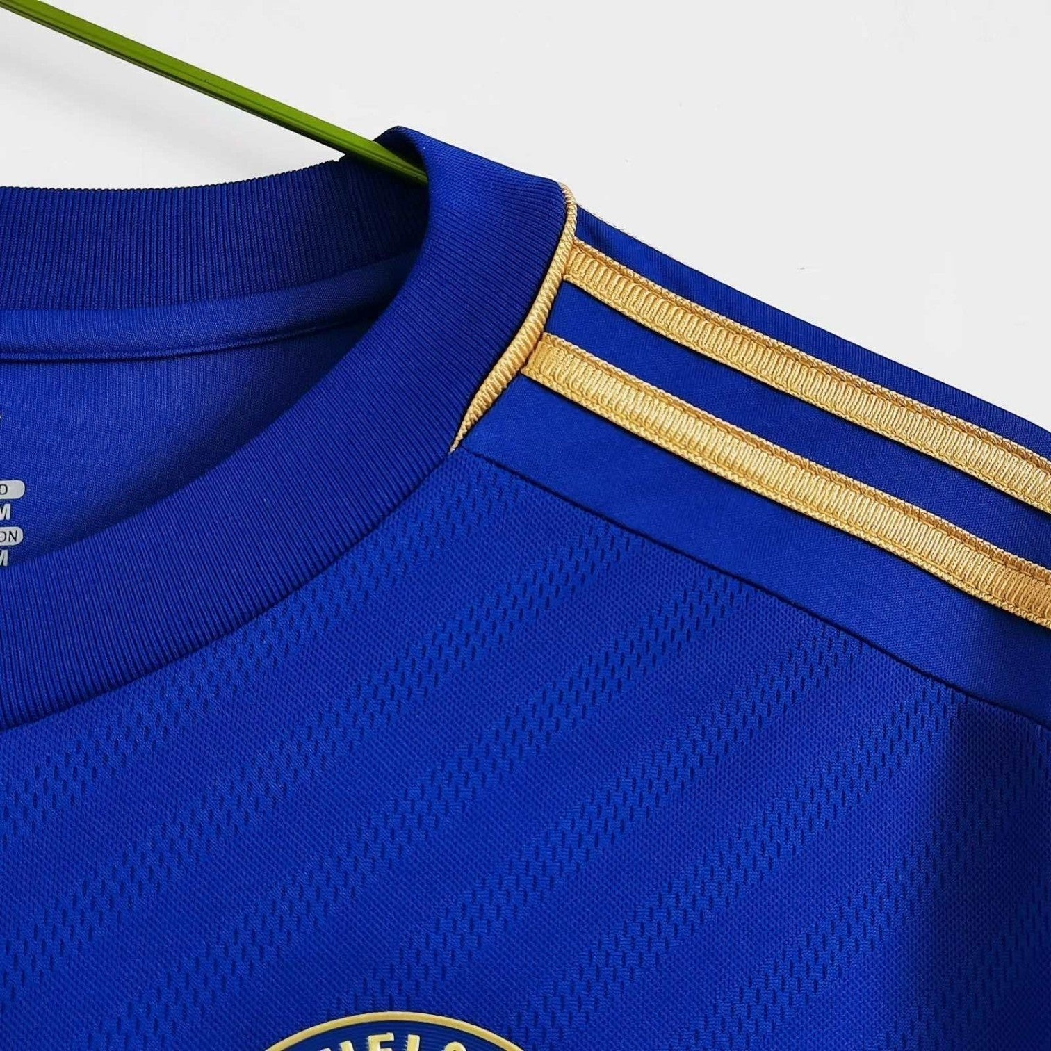 Elite Retro Kits Chelsea 2012/13 home shirt in blue with gold adidas shoulder stripes and long sleeves