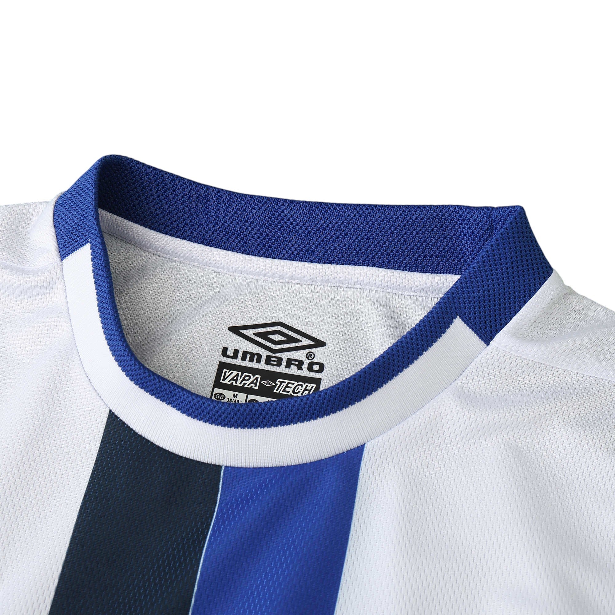Elite Retro Kits Chelsea 2003/05 away shirt featuring a white base with blue collar and Umbro Vapa-Tech branding.