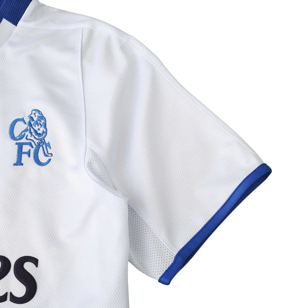 Elite Retro Kits Chelsea 2003/05 away football shirt in white with blue trim and embroidered club crest