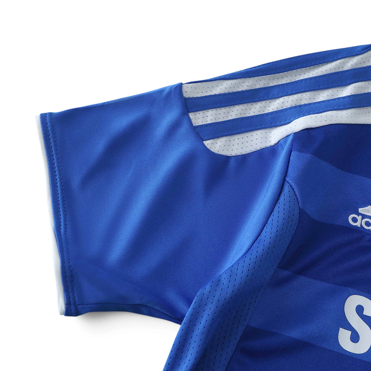 Elite Retro Kits Chelsea 2011/12 kids home jersey sleeve with white stripes and tonal blue chest bands
