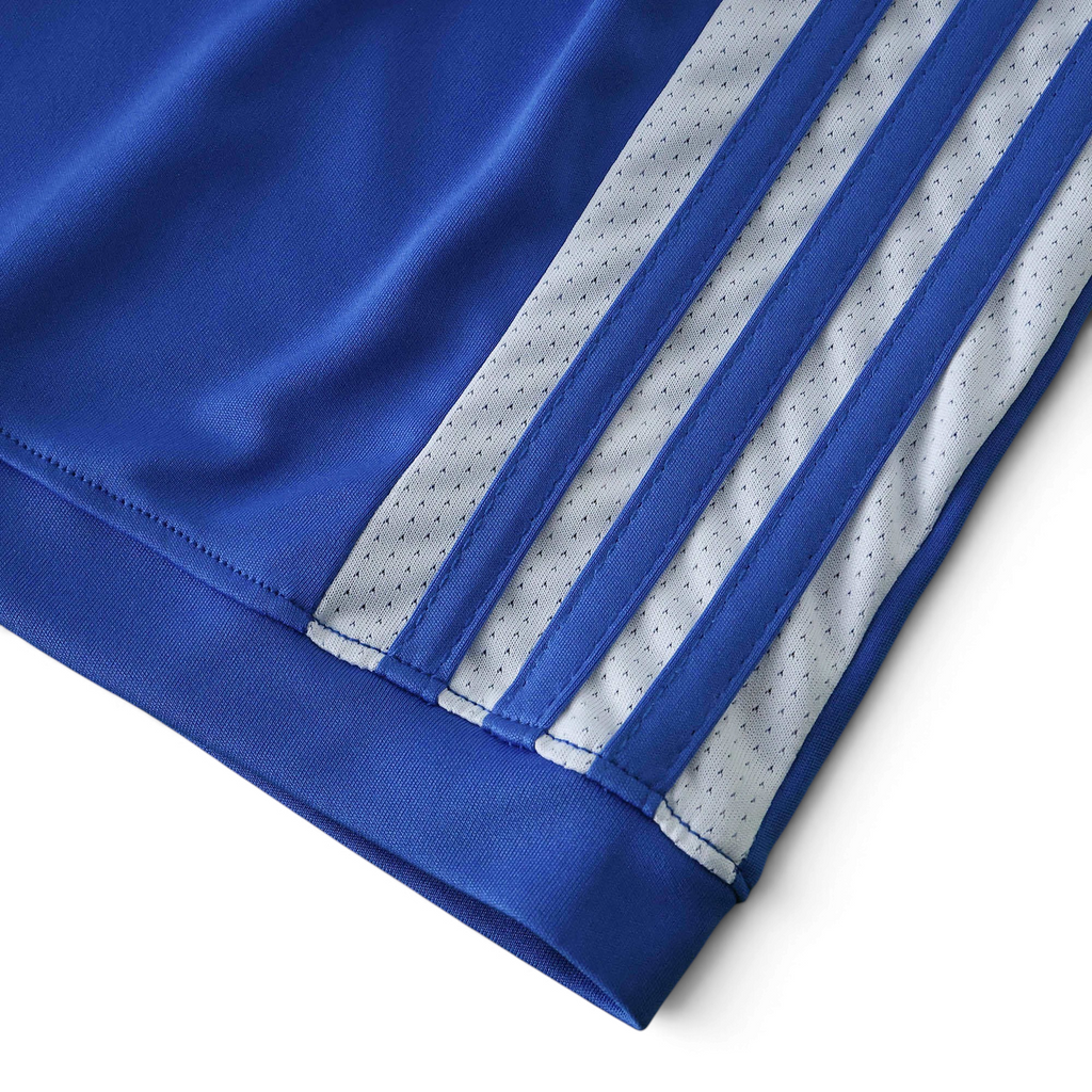 Elite Retro Kits Chelsea 2011/12 kids home kit sleeve detail featuring blue fabric and white mesh three-stripe design