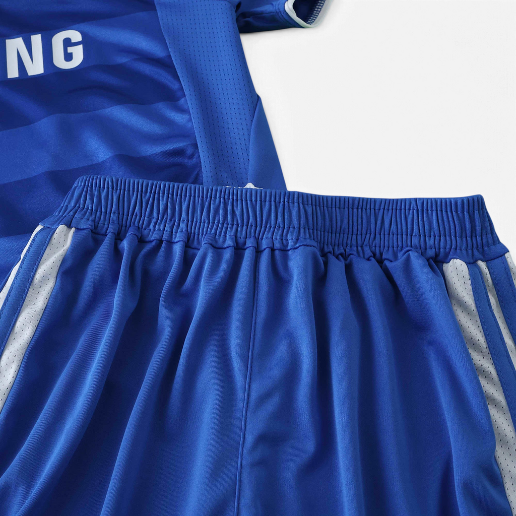 Elite Retro Kits kids Chelsea 2011/12 home football kit featuring a blue jersey with tonal bands and matching shorts.