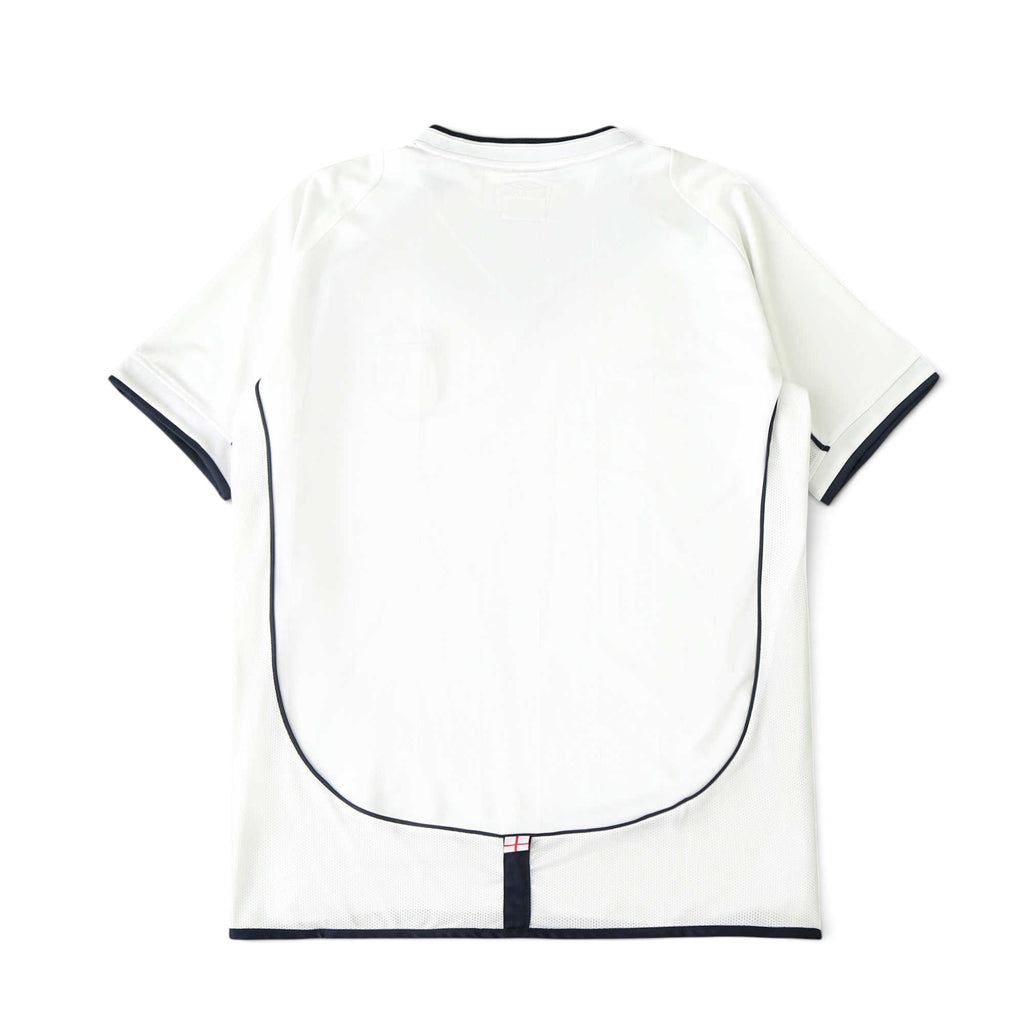 Elite Retro Kits England 2001-03 home football shirt in white with navy trim and small England flag detail on back