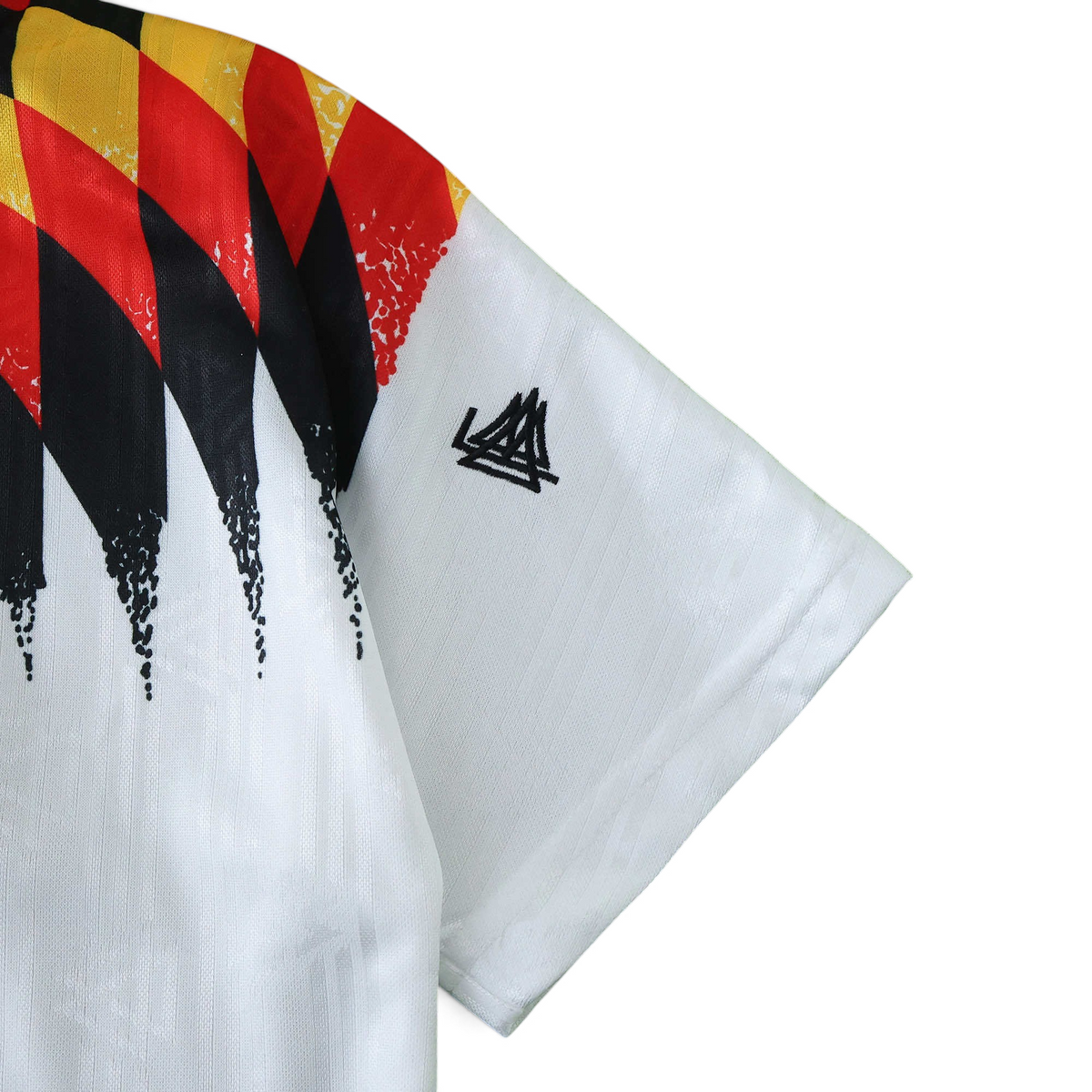 Elite Retro Kits Germany 1994 kids home jersey sleeve detail with black, red, and yellow graphic pattern