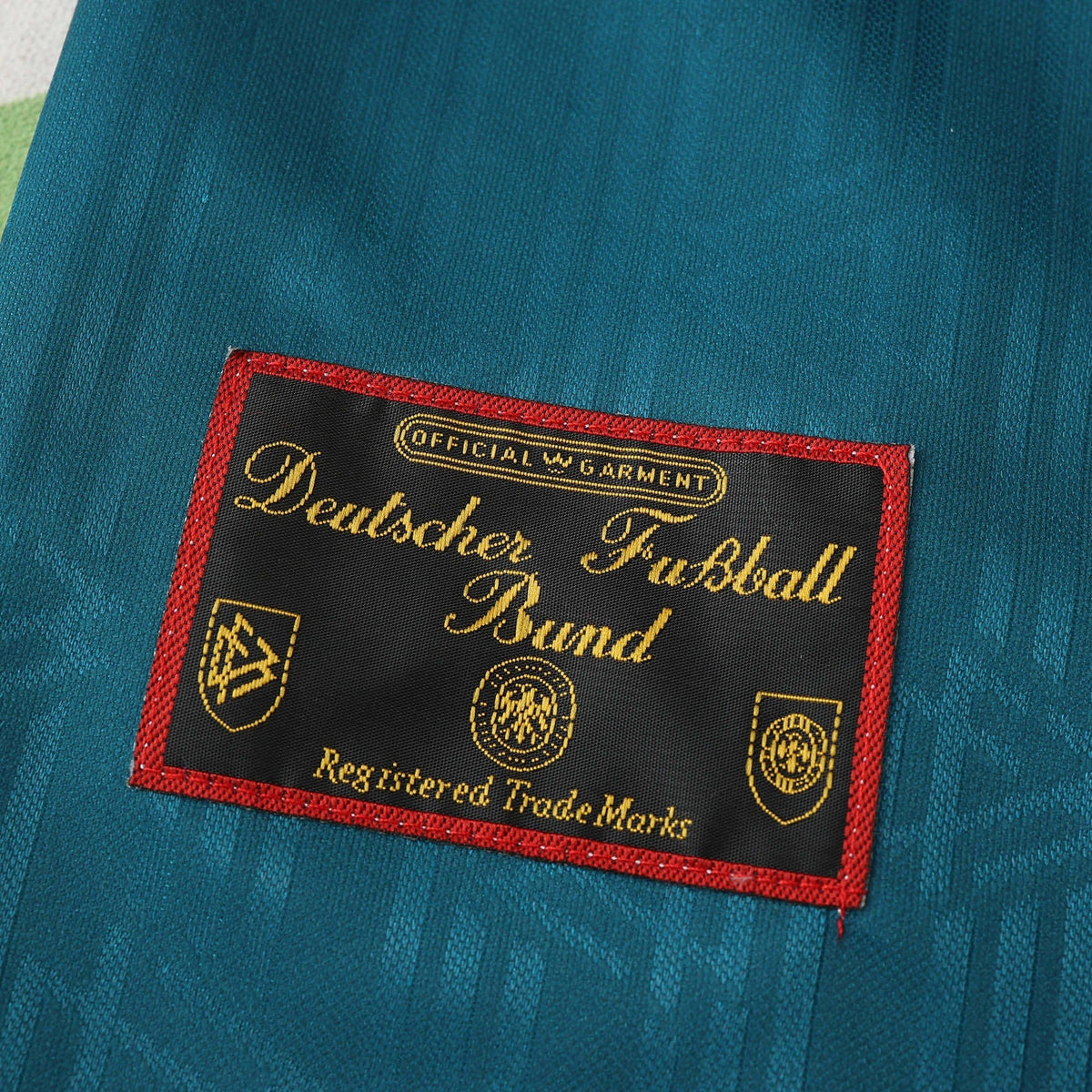 Elite Retro Kits Germany 1996 away football shirt featuring a black and gold Deutscher Fussball Bund interior label
