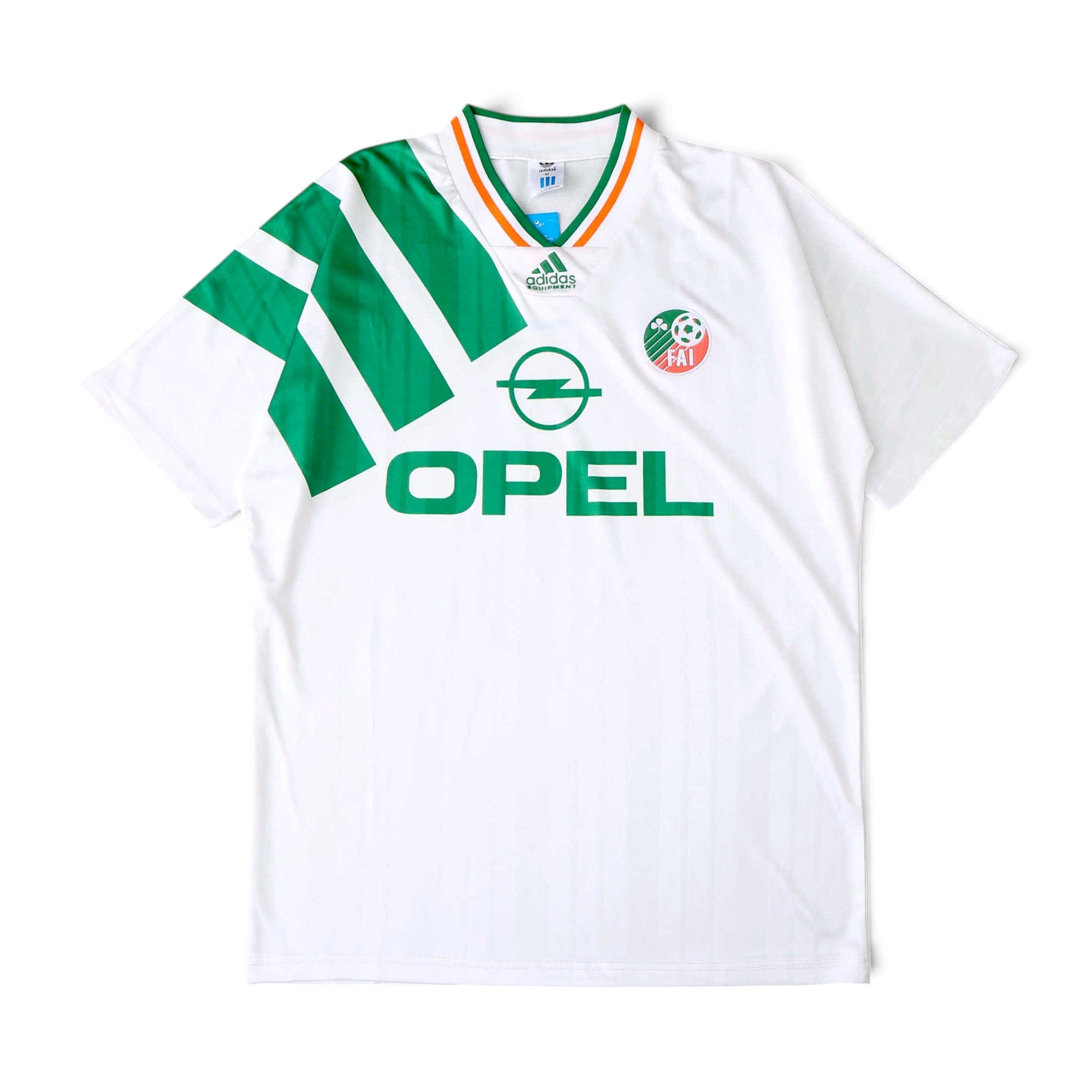 Elite Retro Kits Ireland 1992-94 away football shirt in white with green accents, Opel sponsor, and FAI crest.