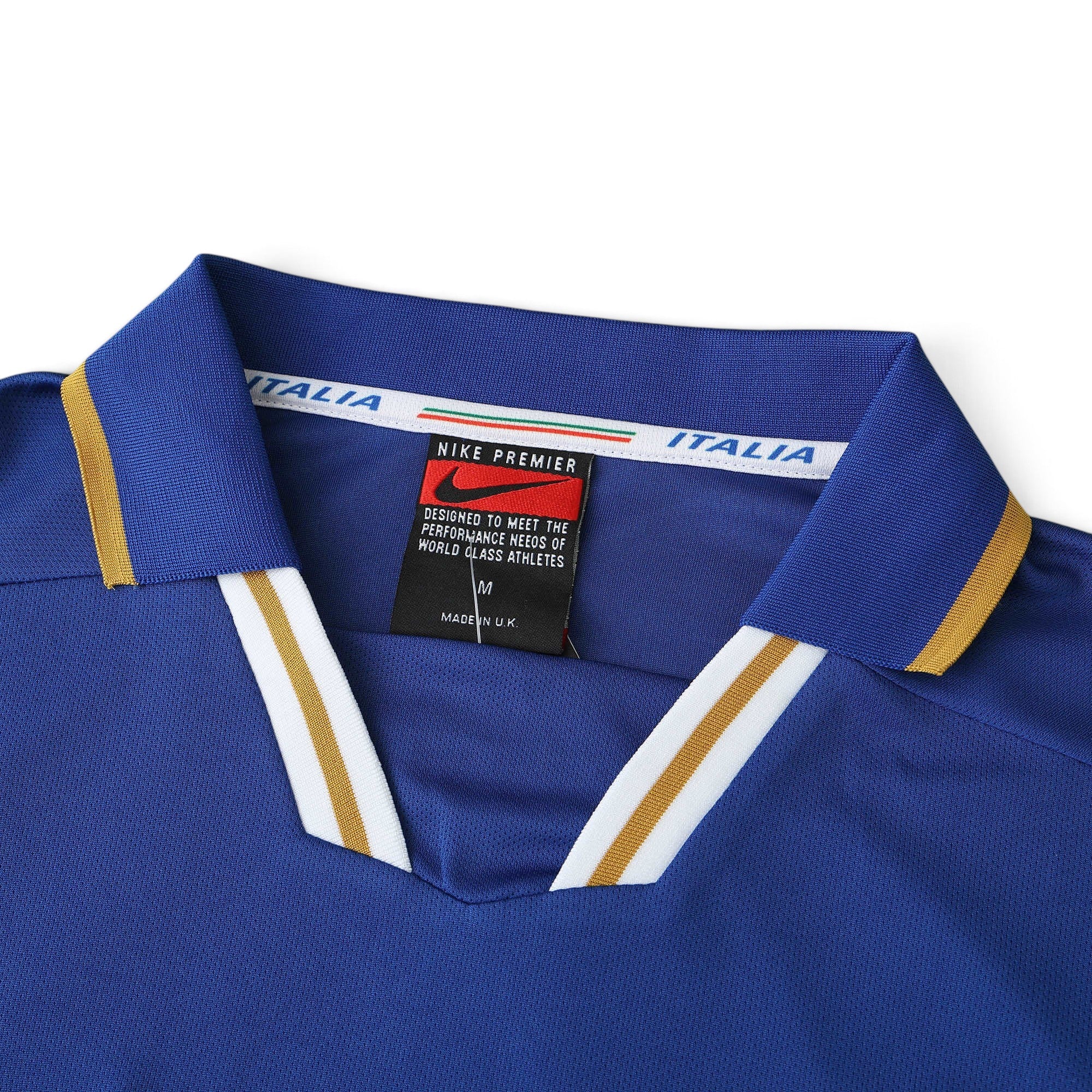 Elite Retro Kits Italy 1996 home football shirt in azzurro blue with a classic collar and Nike Premier label