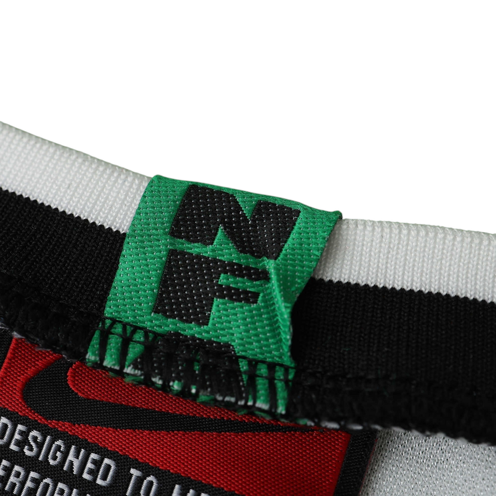 Elite Retro Kits Nigeria 1996 home shirt collar detail with green and white trim and internal Nike branding label