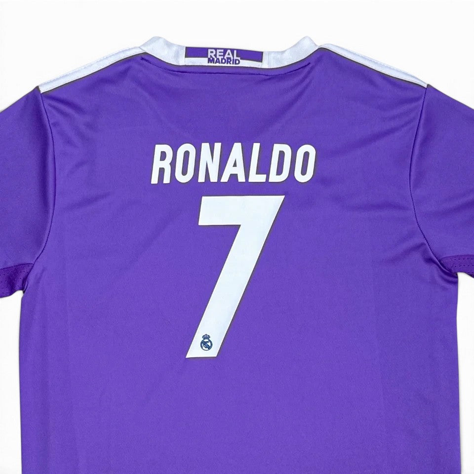 Elite Retro Kits kids Real Madrid 2016/17 away jersey in purple with Ronaldo 7 print on the back