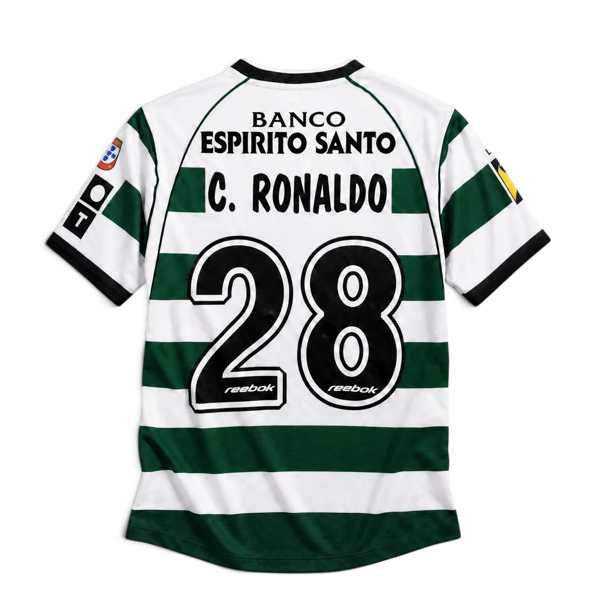 Elite Retro Kits Sporting Lisbon 2003 home shirt with green and white hoops, featuring C. Ronaldo number 28 on back.